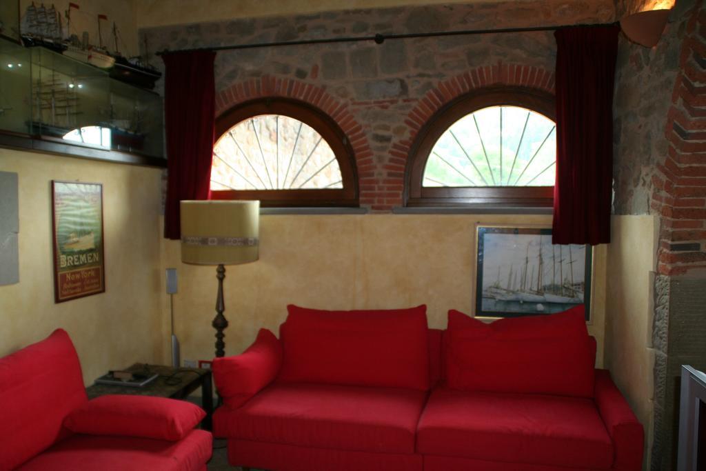 Podere Gianpaolo Пеша Экстерьер фото